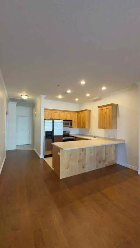 86 N University Ave #507, Provo, UT 84601