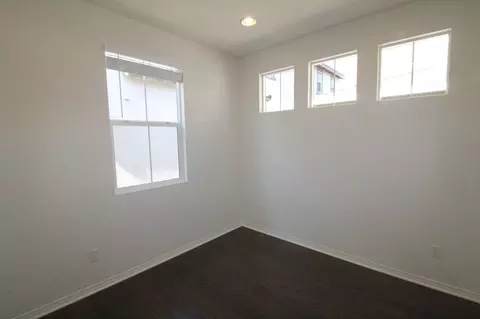 3139 Lisbon Ln, Oxnard, CA 93036 photo 17