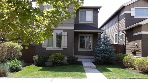 20801 NE Sierra Dr, Bend, OR 97701