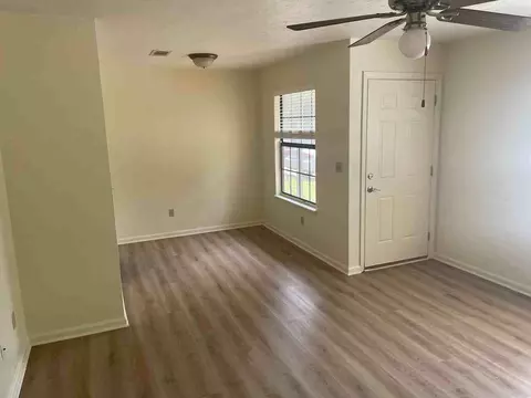 319 Dixie Dr #1B, Tallahassee, FL 32304