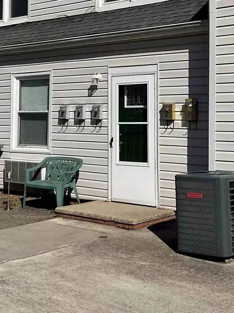 320 N 3rd St, Belmont, NC 28012