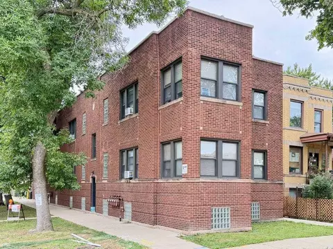 3508 W Grace St #2, Chicago, IL 60618