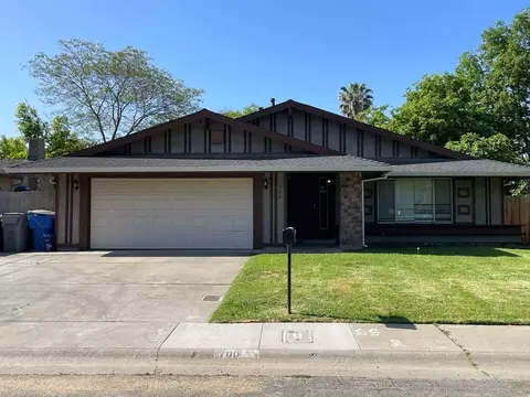 700 Los Lunas Way, Sacramento, CA 95833