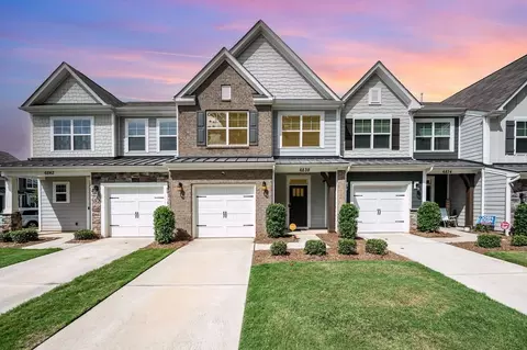 6838 Harris Bay Rd, Charlotte, NC 28269