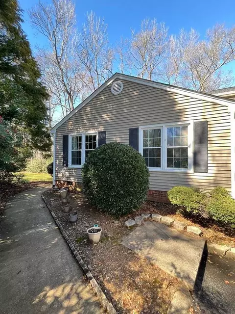 816 Market Pl, Mauldin, SC 29662