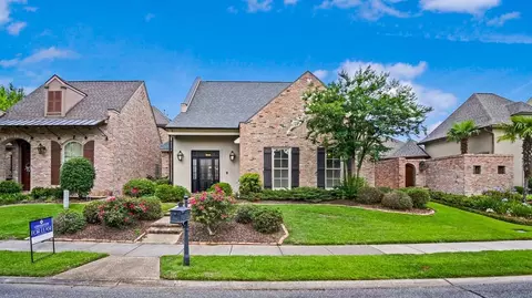 3042 Du Soliel Ct, Baton Rouge, LA 70810