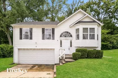 4 Florence Hill Ct, Black Jack, MO 63033