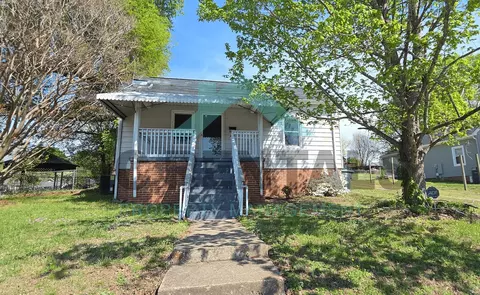 1410 Maple St, Greensboro, NC 27405
