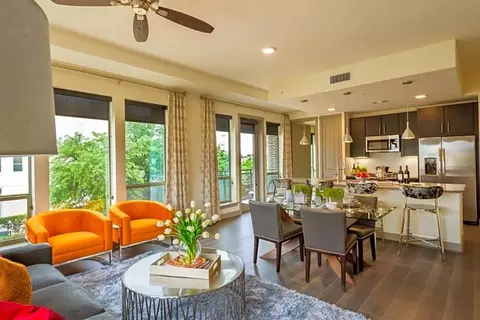 909 Town And Country Blvd #3.25, Houston, TX 77024