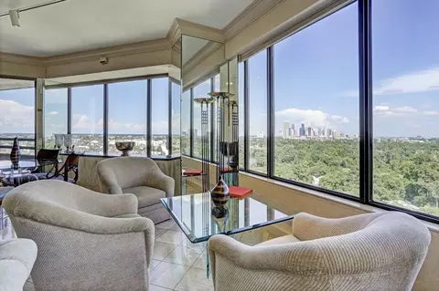 101 Westcott St #302.44, Houston, TX 77007
