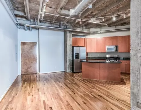 201 Main St #121.255, Houston, TX 77002