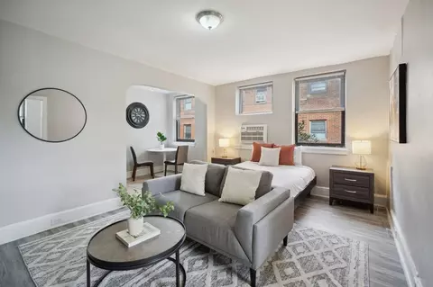 w walnut ln, Philadelphia, PA 19144