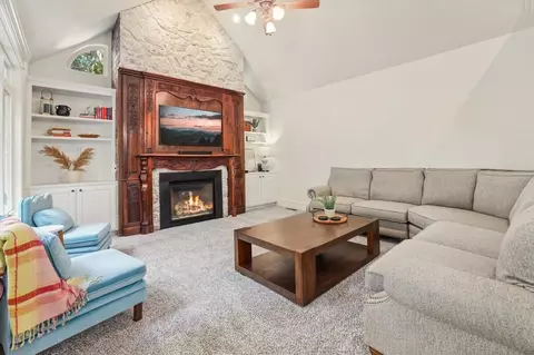 nw desoto dr, Bentonville, AR 72712
