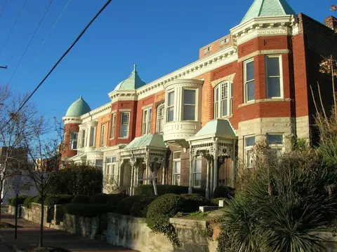 218 W Main St, Richmond, VA 23220