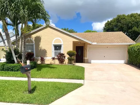 5314 Blueberry Hill Ave, Greenacres, FL 33463