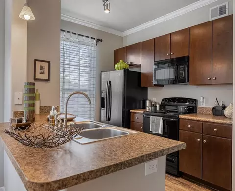 14402 W Bellfort Ave #11.13, Four Corners, TX 77498