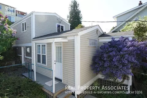 9835 Arrowsmith Ave S #B, Seattle, WA 98118