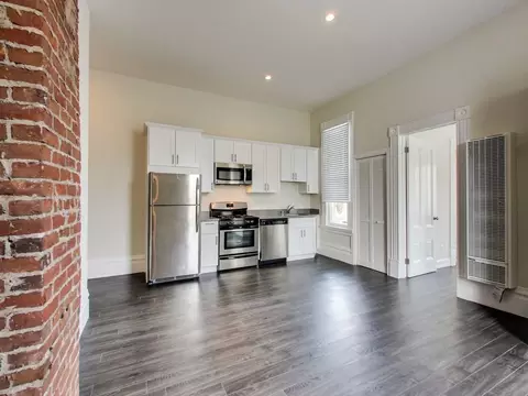 692 Haight St # B, San Francisco, CA 94117