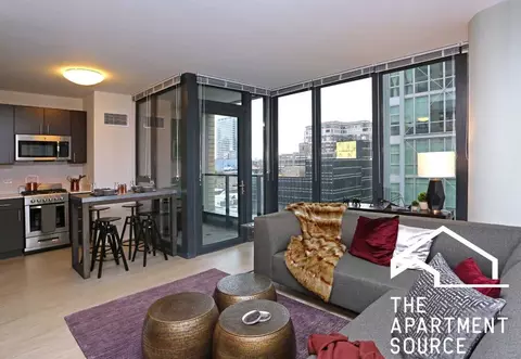165 W Superior St, Chicago, IL 60654