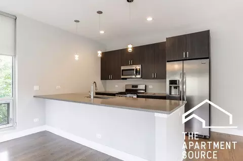 2348 N Lister Ave #310, Chicago, IL 60614