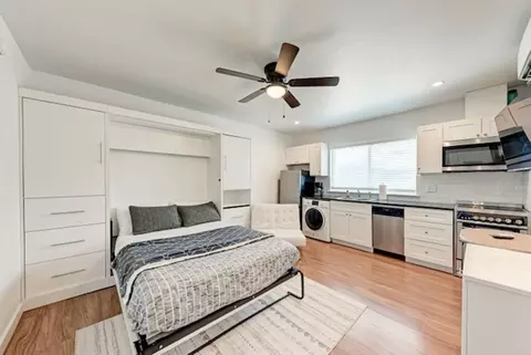 306 E 30th St #108, Austin, TX 78705