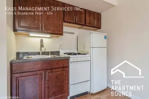 1504 N Dearborn Pkwy #404, Chicago, IL 60610