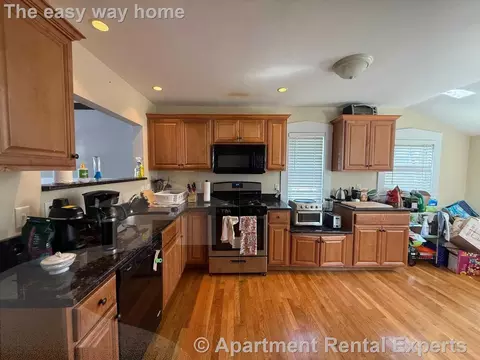 20 Bellevue St, Medford, MA 02155