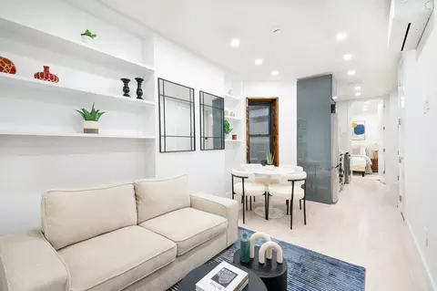 w 48th st, New York, NY 10036