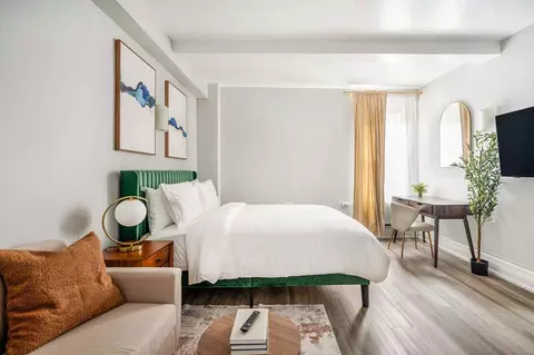 w 73rd st, New York, NY 10023