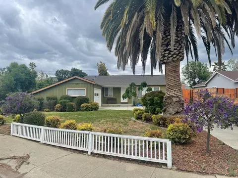 805 Onyx Ct, San Jose, CA 95117