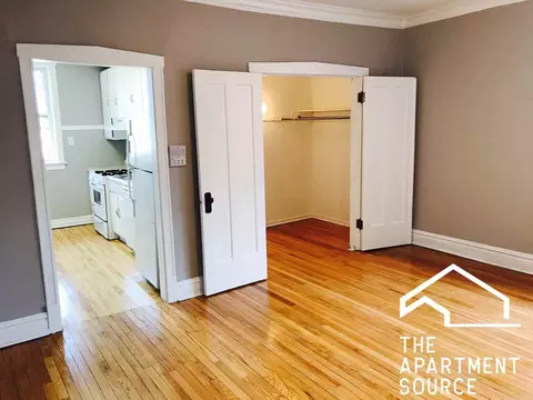 3932 N Keeler Ave #1D, Chicago, IL 60641