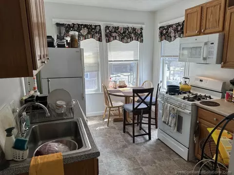 96 Nichols Ave #A, Watertown Town, MA 02472