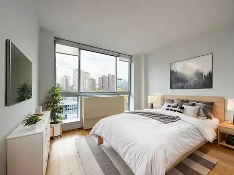 310 E 2nd St #9K, New York, NY 10009
