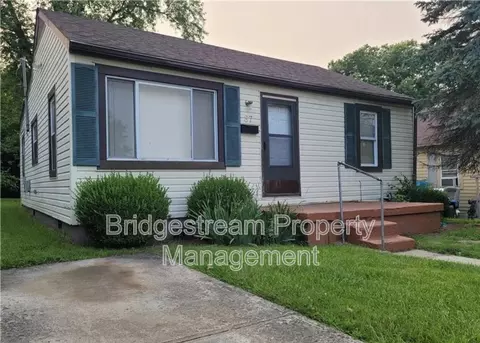37 Crown Ave, Dayton, OH 45417