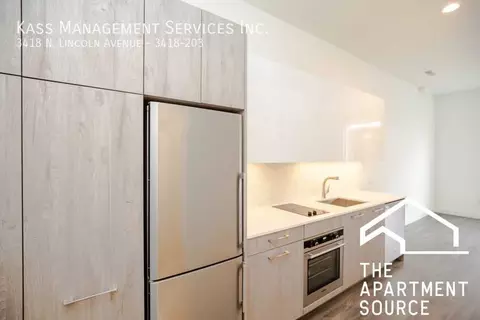 3418 N Lincoln Ave #204, Chicago, IL 60657
