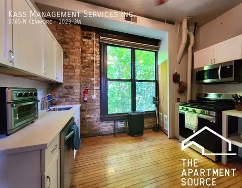 1023 W Grace St #3W, Chicago, IL 60613