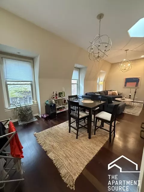 1352 N La Salle Dr #CH, Chicago, IL 60610