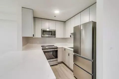 95 41st St #201, Oakland, CA 94611