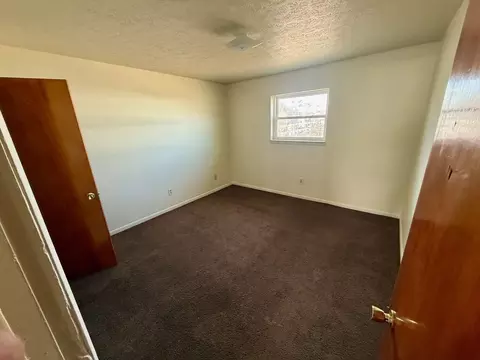 3402 Prestwood Dr, Louisville, KY 40219