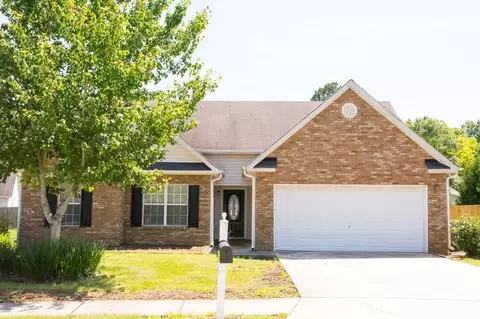 2018 Elm Grove Ln, Hampton, GA 30228