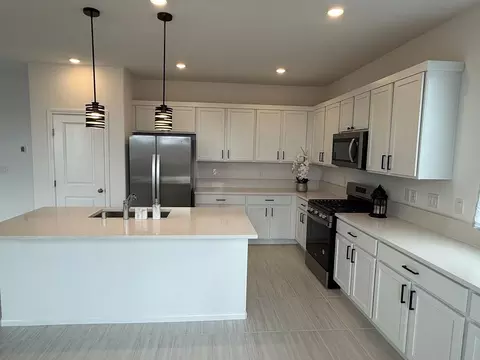 7562 Quail Rock Ave, Las Vegas, NV 89113