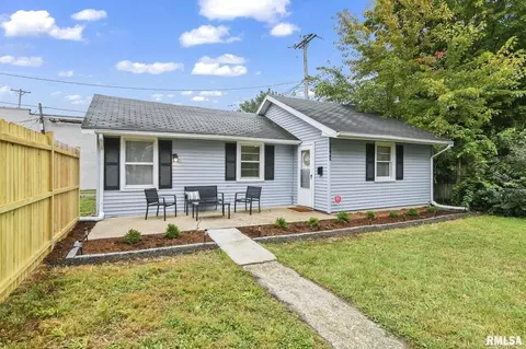 1702 S College St, Springfield, IL 62704