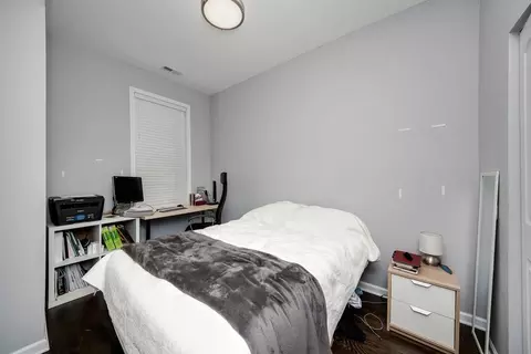 1603 S Wood St #1R, Chicago, IL 60608