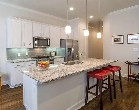 5015 Meridian Ln #2121, Addison, TX 75001