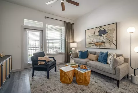 15823 Spectrum Dr #1242, Addison, TX 75001