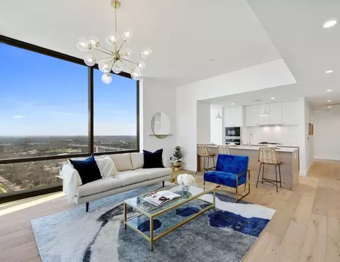 70 Rainey St #12.42, Austin, TX 78701