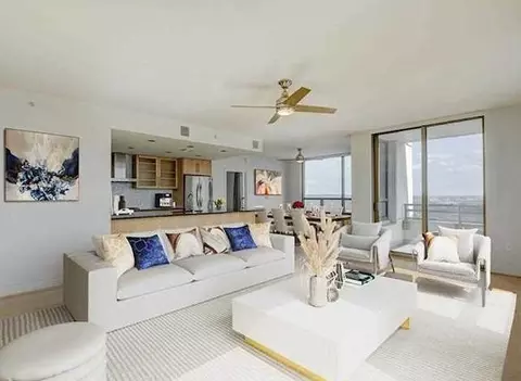 300 Bowie St #1284, Austin, TX 78703