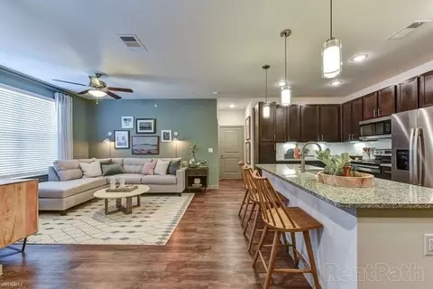 329 Colorado St #109, Austin, TX 78701