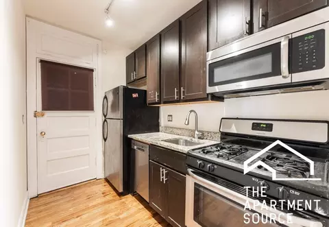 4725 N Leavitt St #1, Chicago, IL 60625