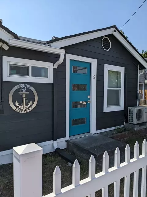827 10th St #NA, Bremerton, WA 98337
